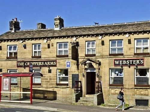 Hotel Croppers Arms Huddersfield Exterior foto